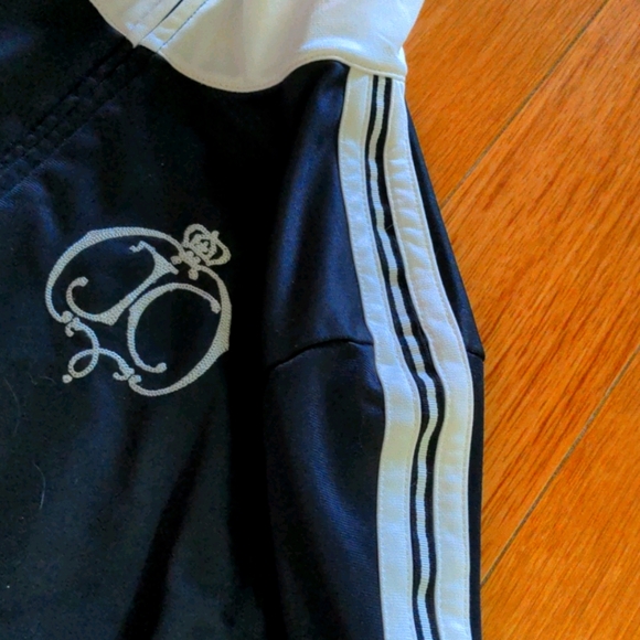 Juicy Couture Vintage Sports Sweater - Picture 4 of 5